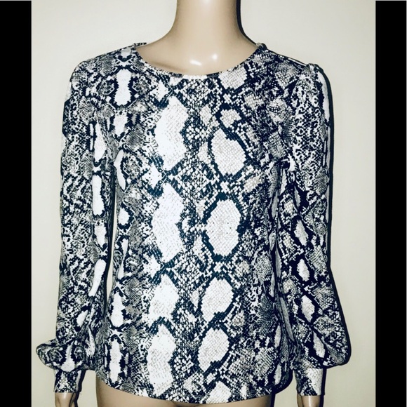 Express blouse snakeskin pattern long sleeve - Picture 2 of 6